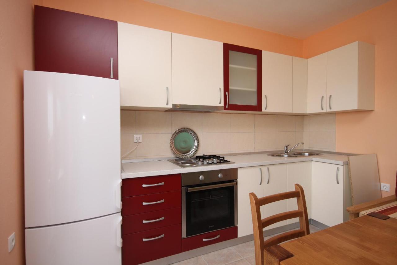 Apartamento By The Sea Basina, Hvar - 8754 Vrbanj