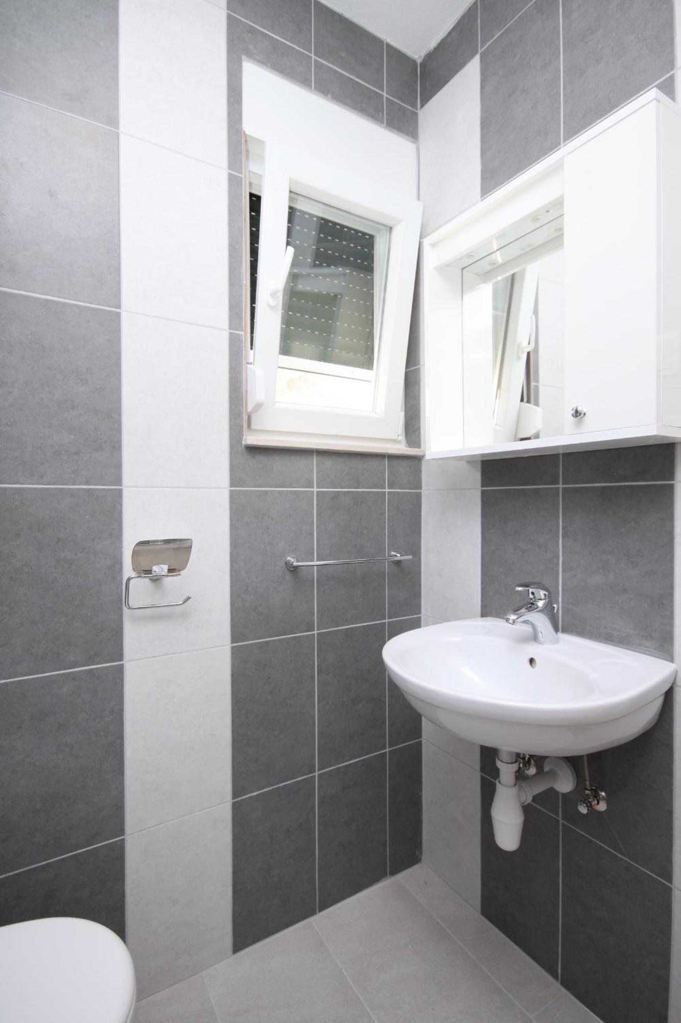 Apartamento By The Sea Basina, Hvar - 8754